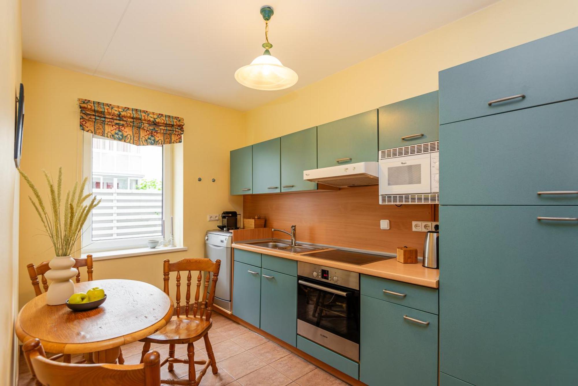 Family Inn Cottage With Terrace パランガ エクステリア 写真