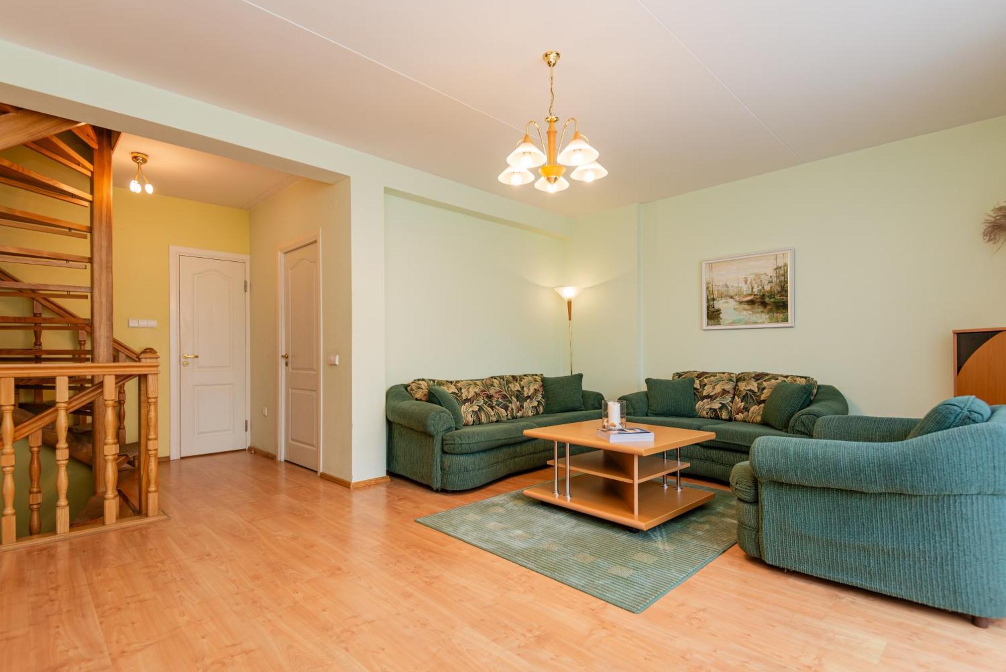 Family Inn Cottage With Terrace パランガ エクステリア 写真